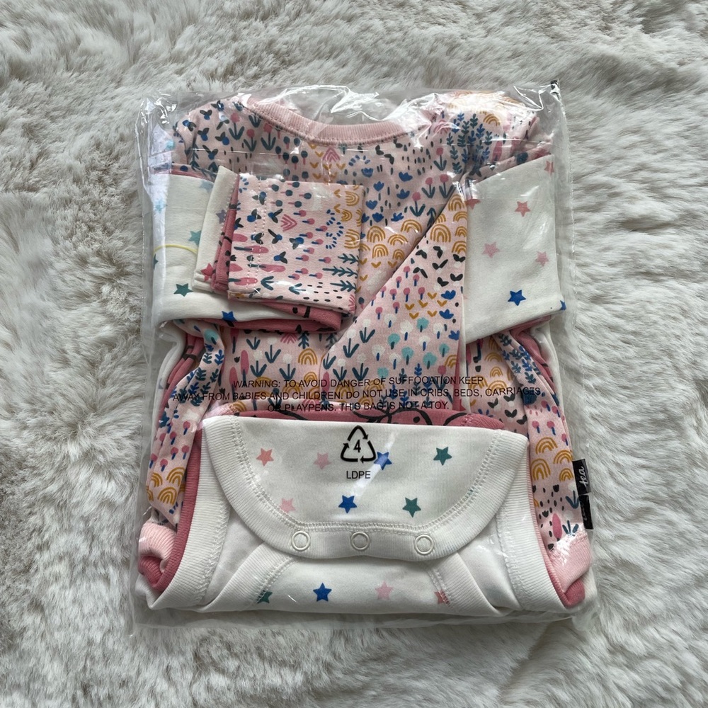 NWT Tea Collection 3-Pack Bodysuits - Picture 3 of 3